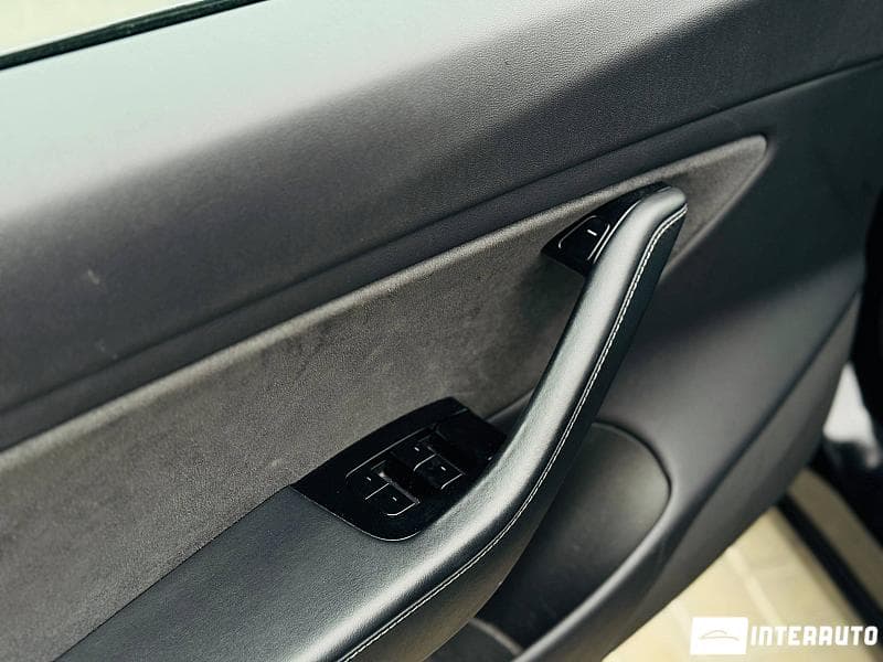 2019 Tesla Model 3 — Miniatură 14