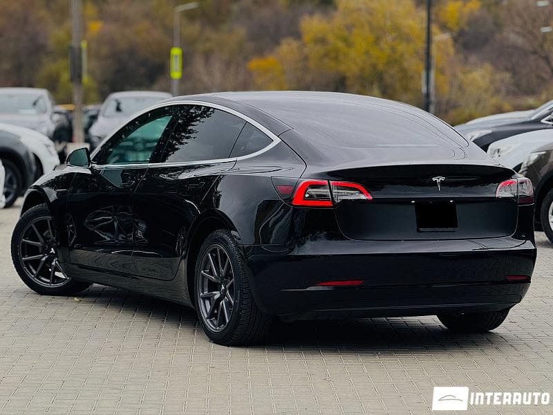 2019 Tesla Model 3 — Miniatură 4
