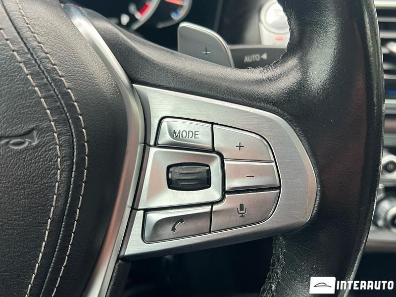BMW 730 2016 — Миниатюра 13