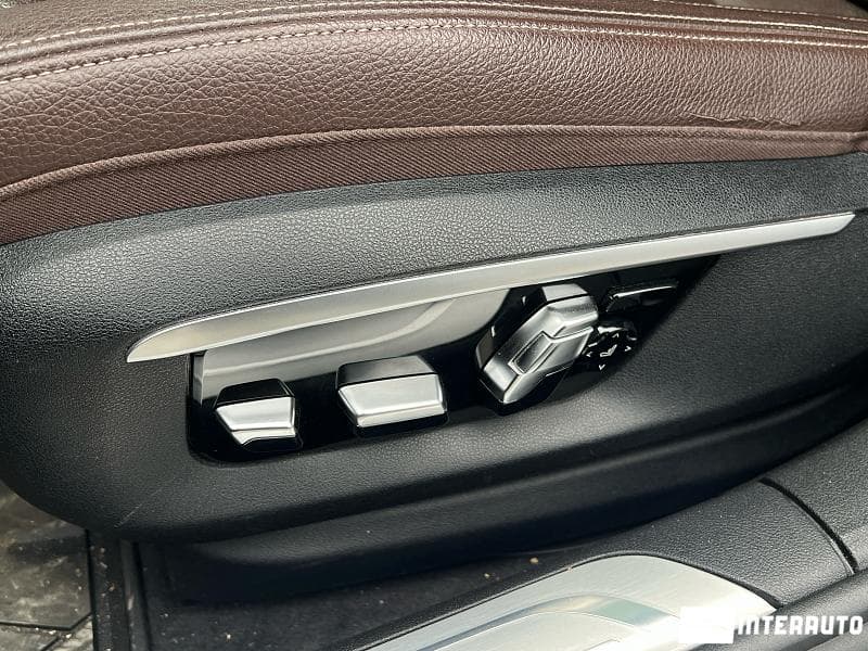 BMW 730 2016 — Миниатюра 6