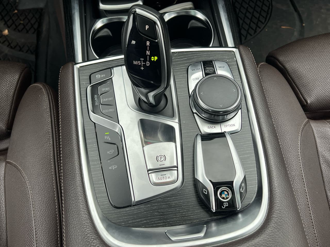 BMW 730 2016 — Миниатюра 20