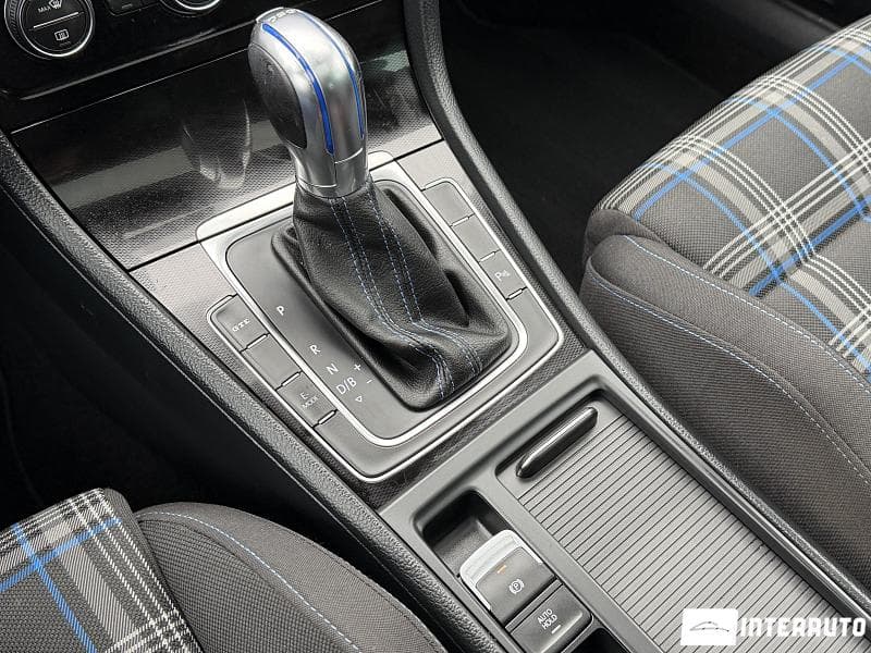 Volkswagen Golf GTE 2015 — Миниатюра 16