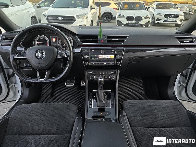 2017 Skoda Superb — Miniatură 6