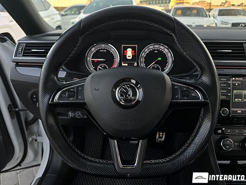 2017 Skoda Superb — Miniatură 7