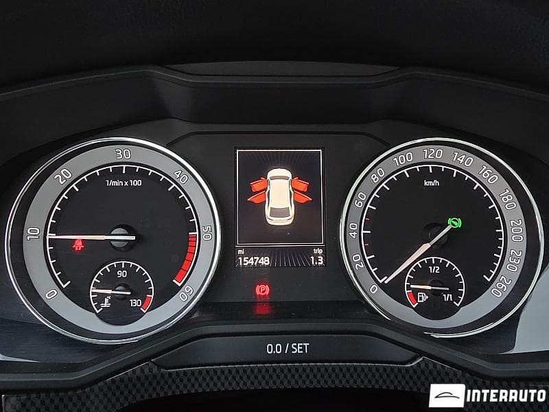 2017 Skoda Superb — Miniatură 8