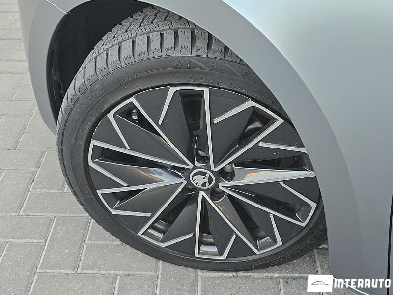 2017 Skoda Superb — Miniatură 21