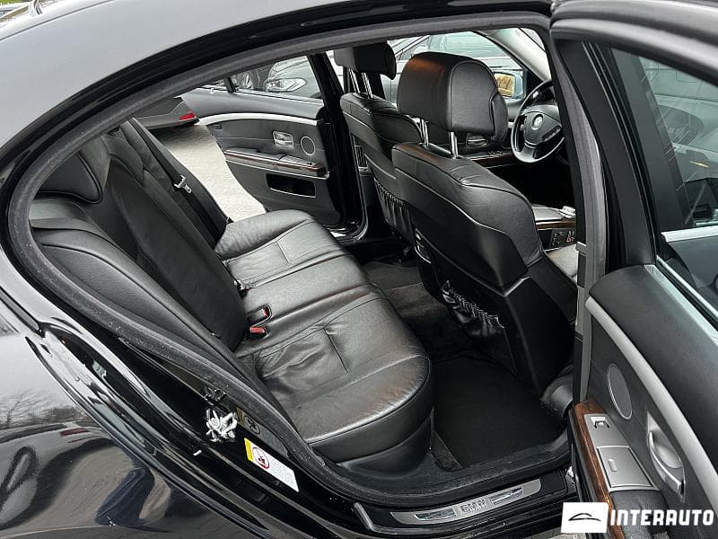 BMW 745 2005 — Миниатюра 9