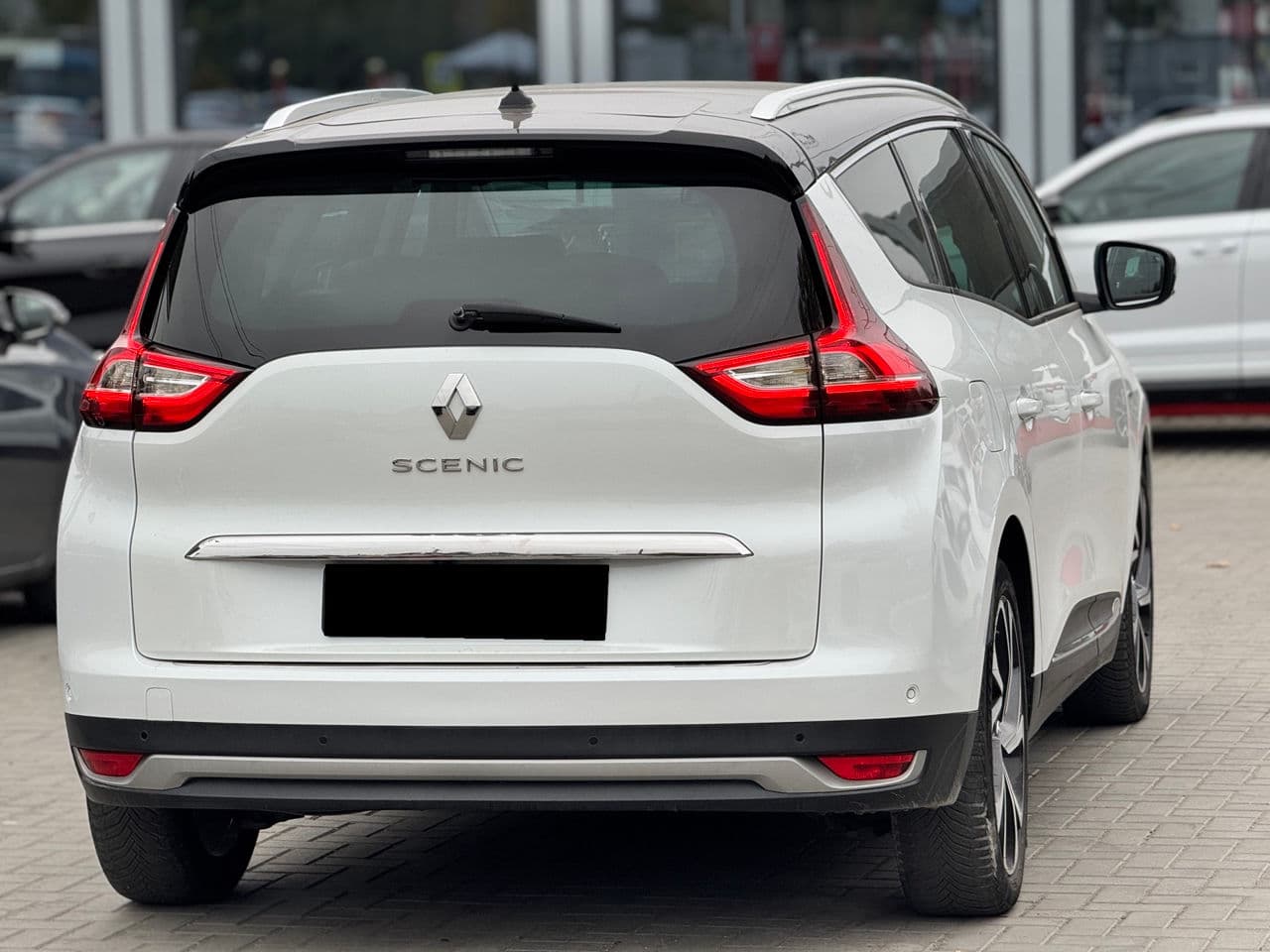 2018 Renault Grand Scenic — Miniatură 4