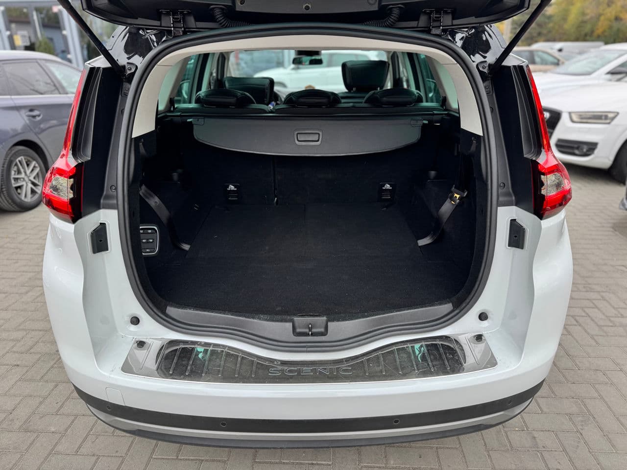 2018 Renault Grand Scenic — Miniatură 5