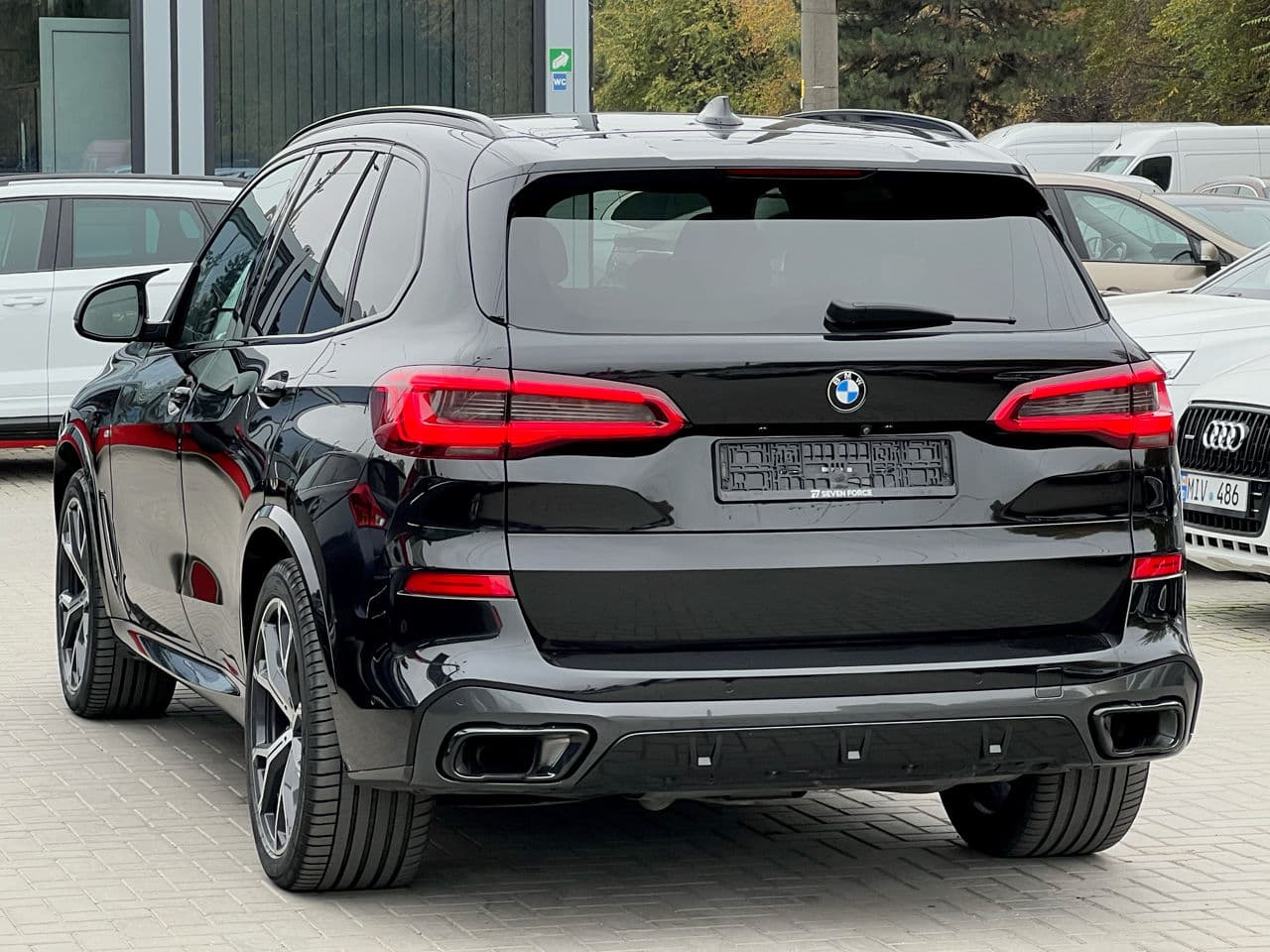 2019 BMW X5 M5.0D — Miniatură 4