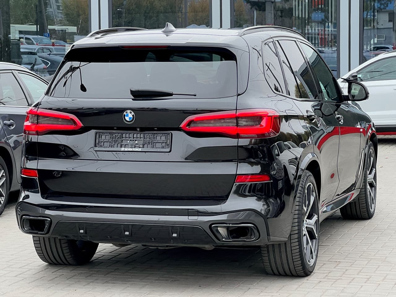 2019 BMW X5 M5.0D — Miniatură 2
