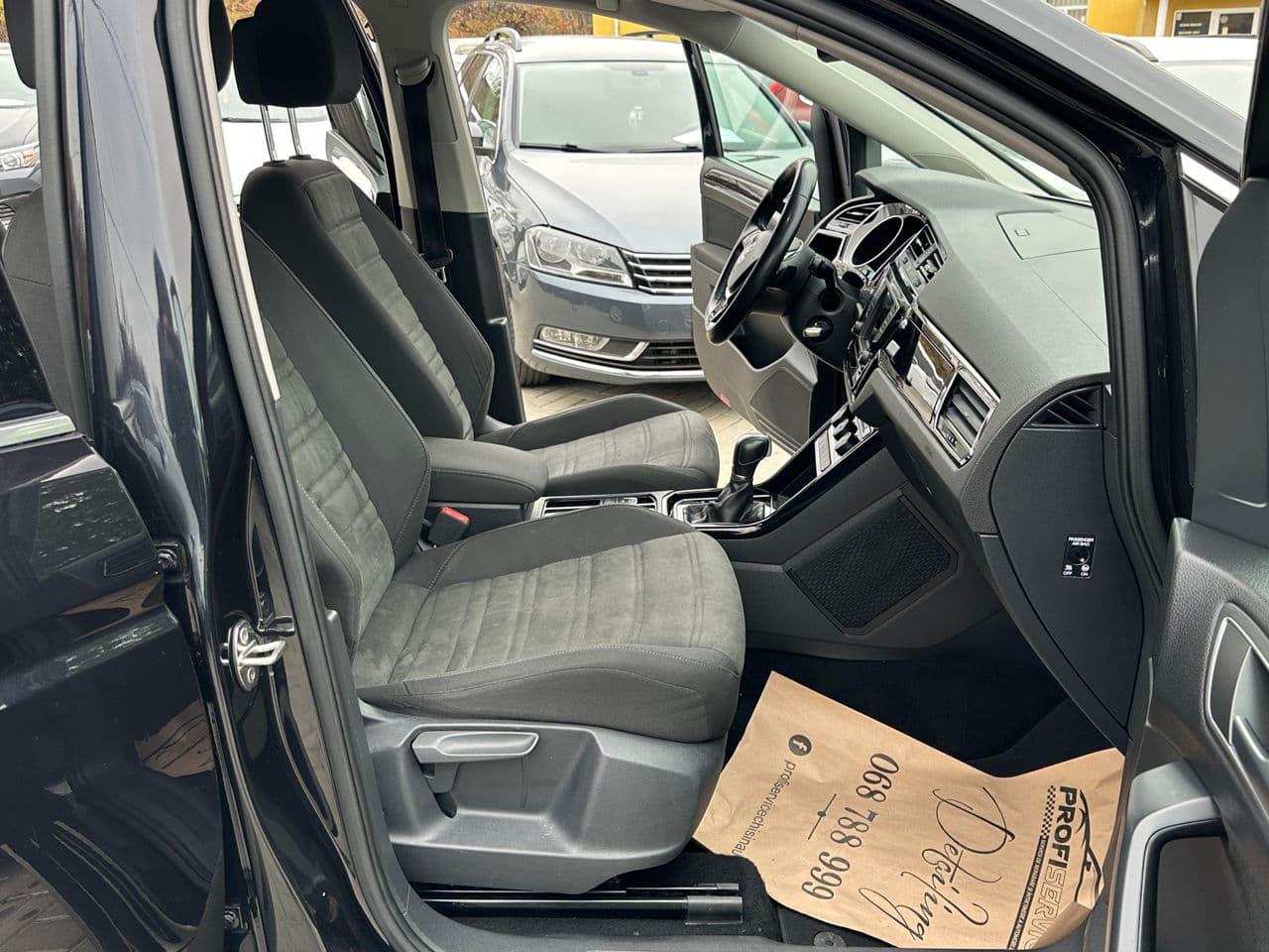 2016 Volkswagen Touran — Miniatură 16
