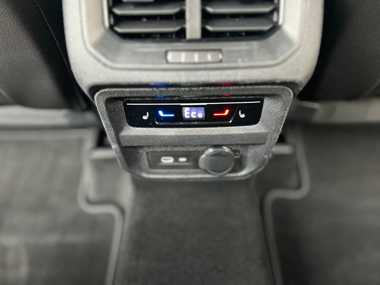 2021 Seat Tarraco — Miniatură 24