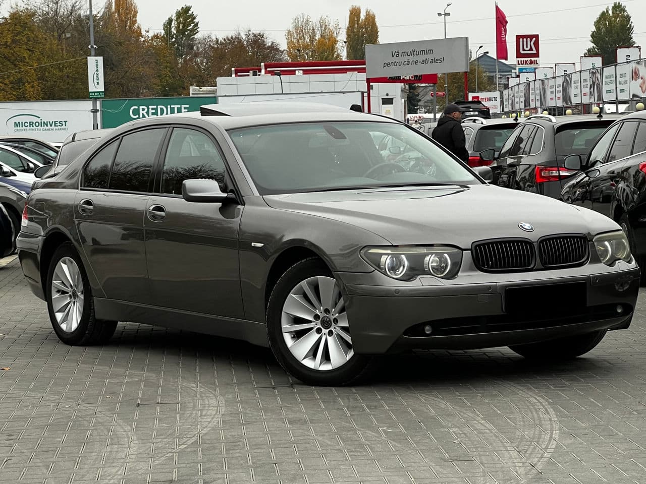 BMW 730 2004 — Миниатюра 4