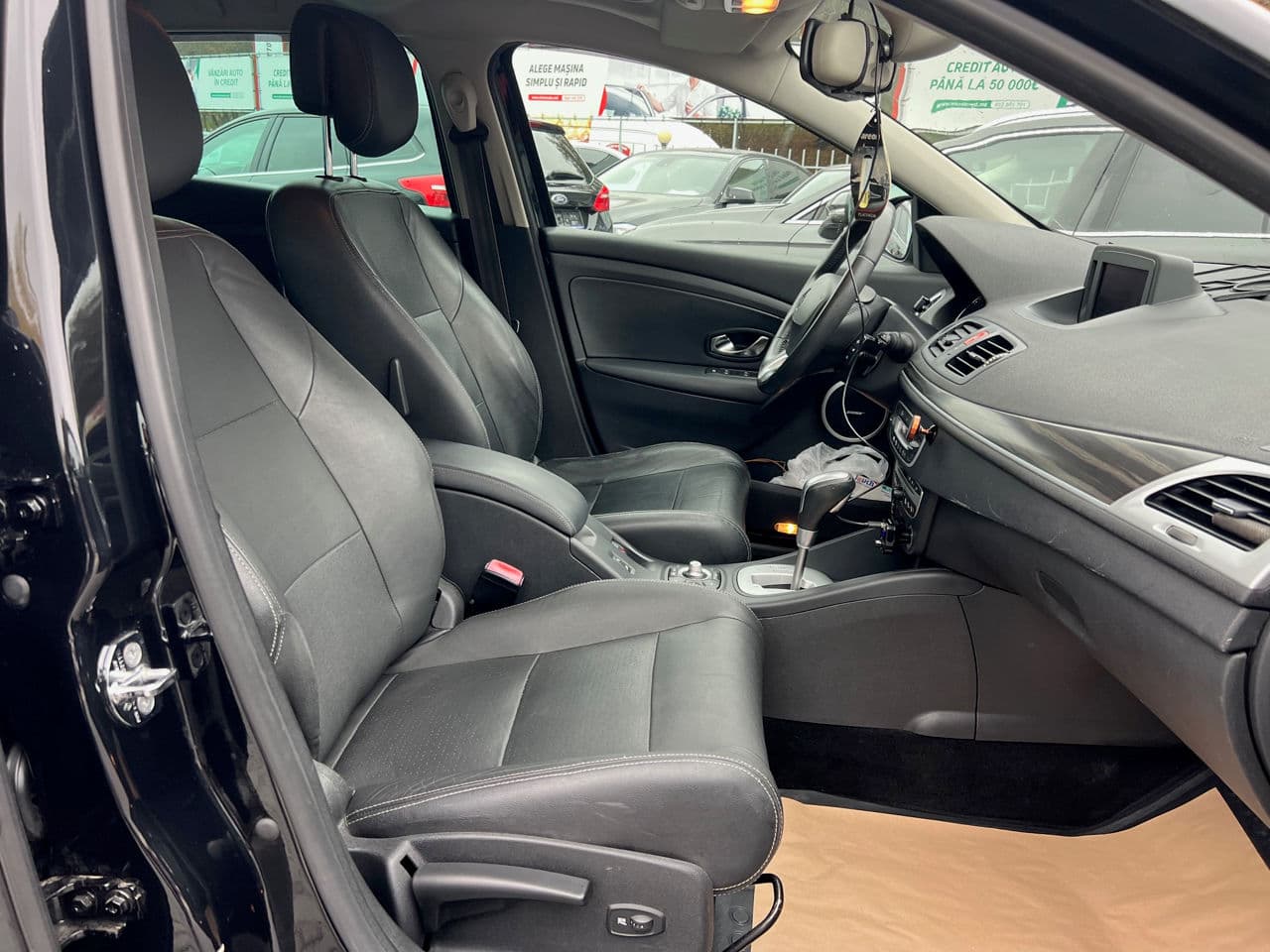 2011 Renault Megane — Miniatură 6