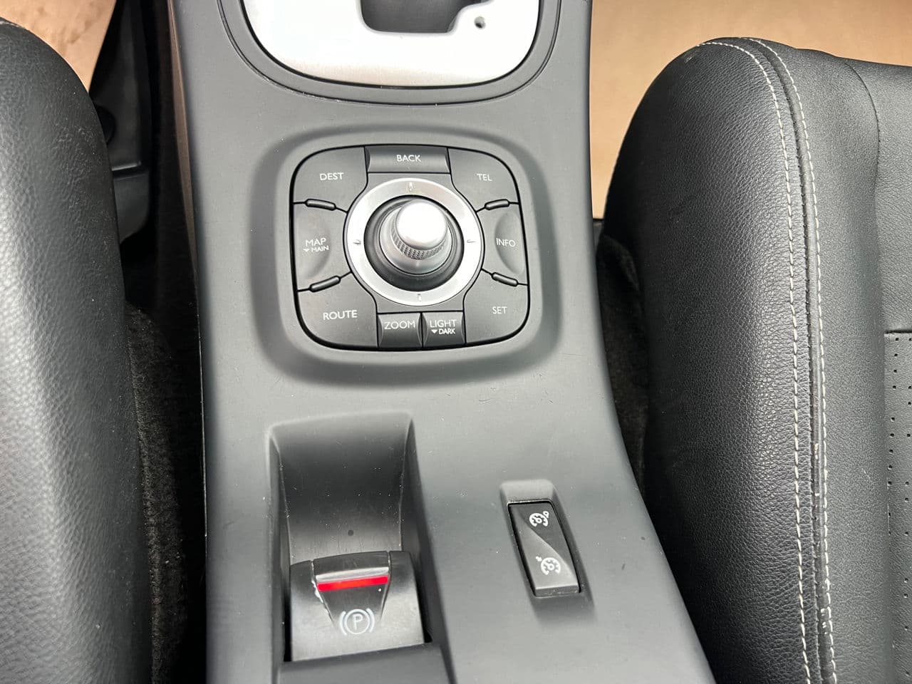 2011 Renault Megane — Miniatură 12