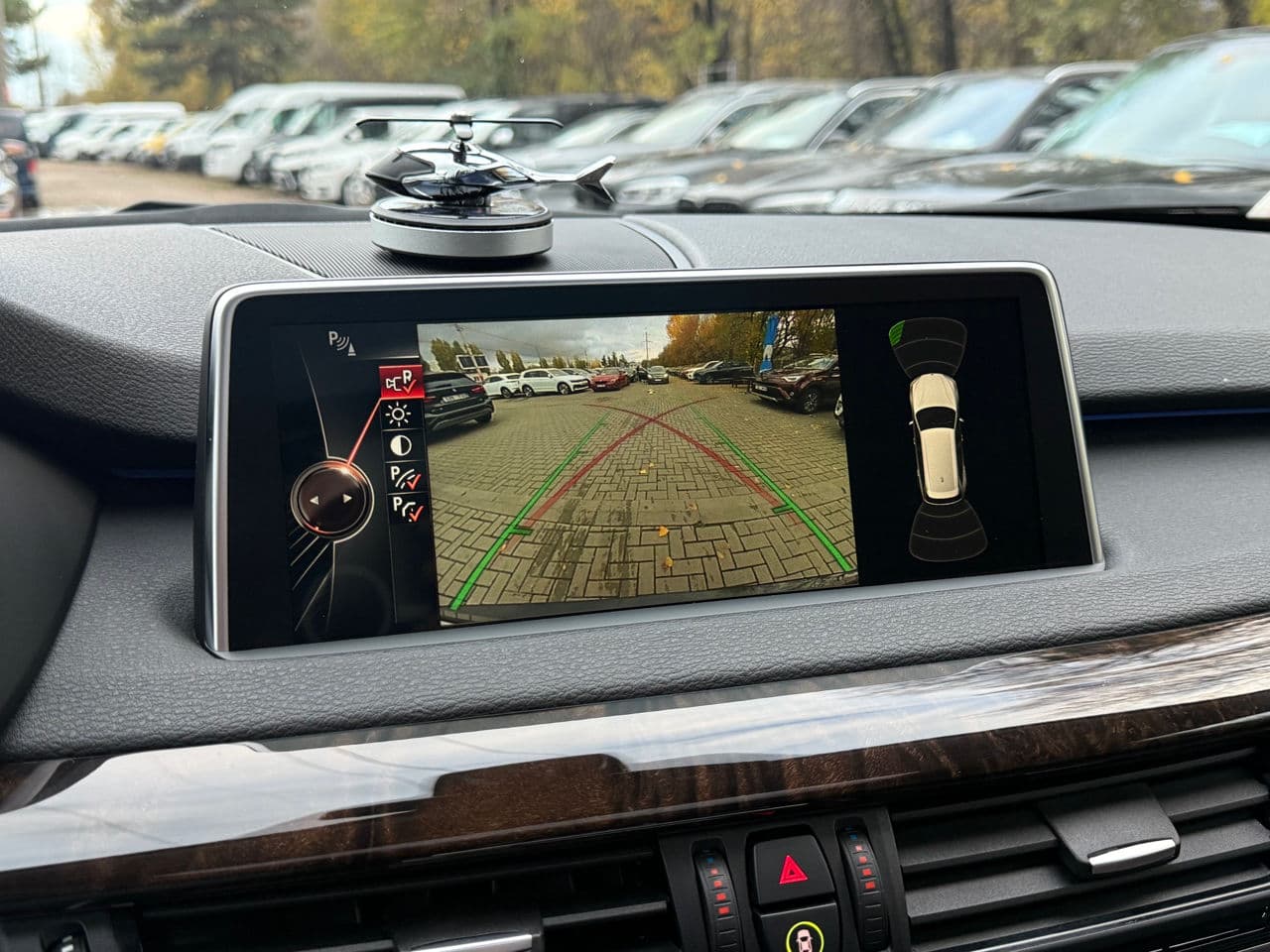 BMW X5 4.0e 2016 — Миниатюра 14