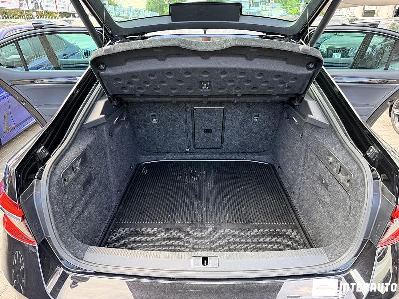 2023 Skoda Superb — Miniatură 17