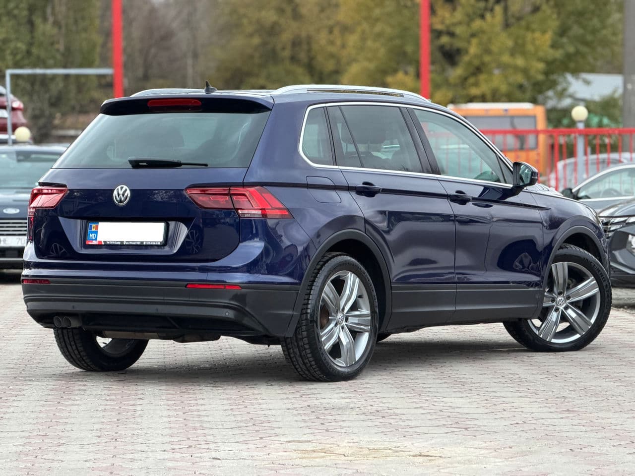 2016 Volkswagen Tiguan — Miniatură 2