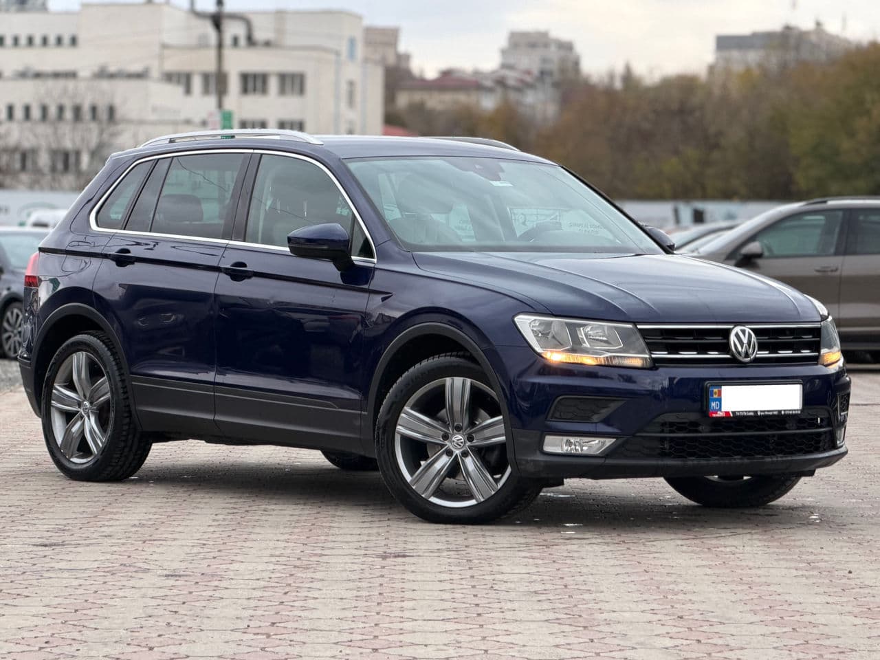 2016 Volkswagen Tiguan — Miniatură 4