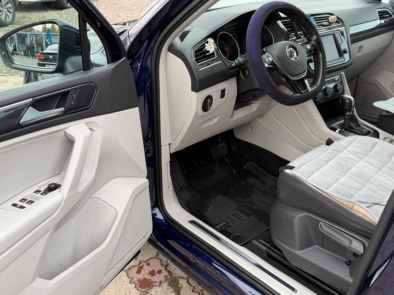 2016 Volkswagen Tiguan — Miniatură 5