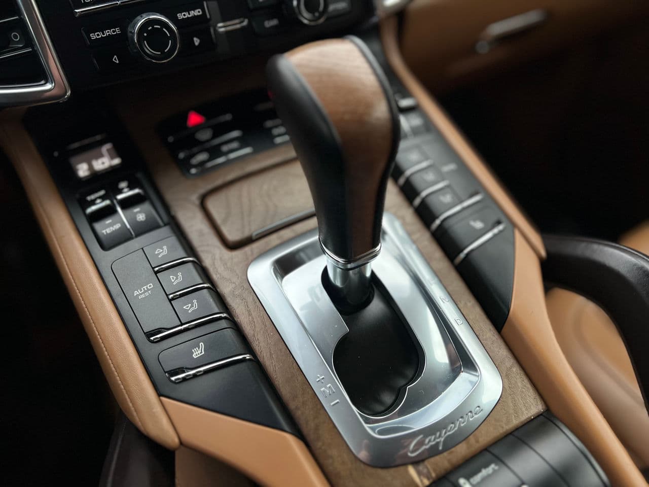2014 Porsche Cayenne — Miniatură 16