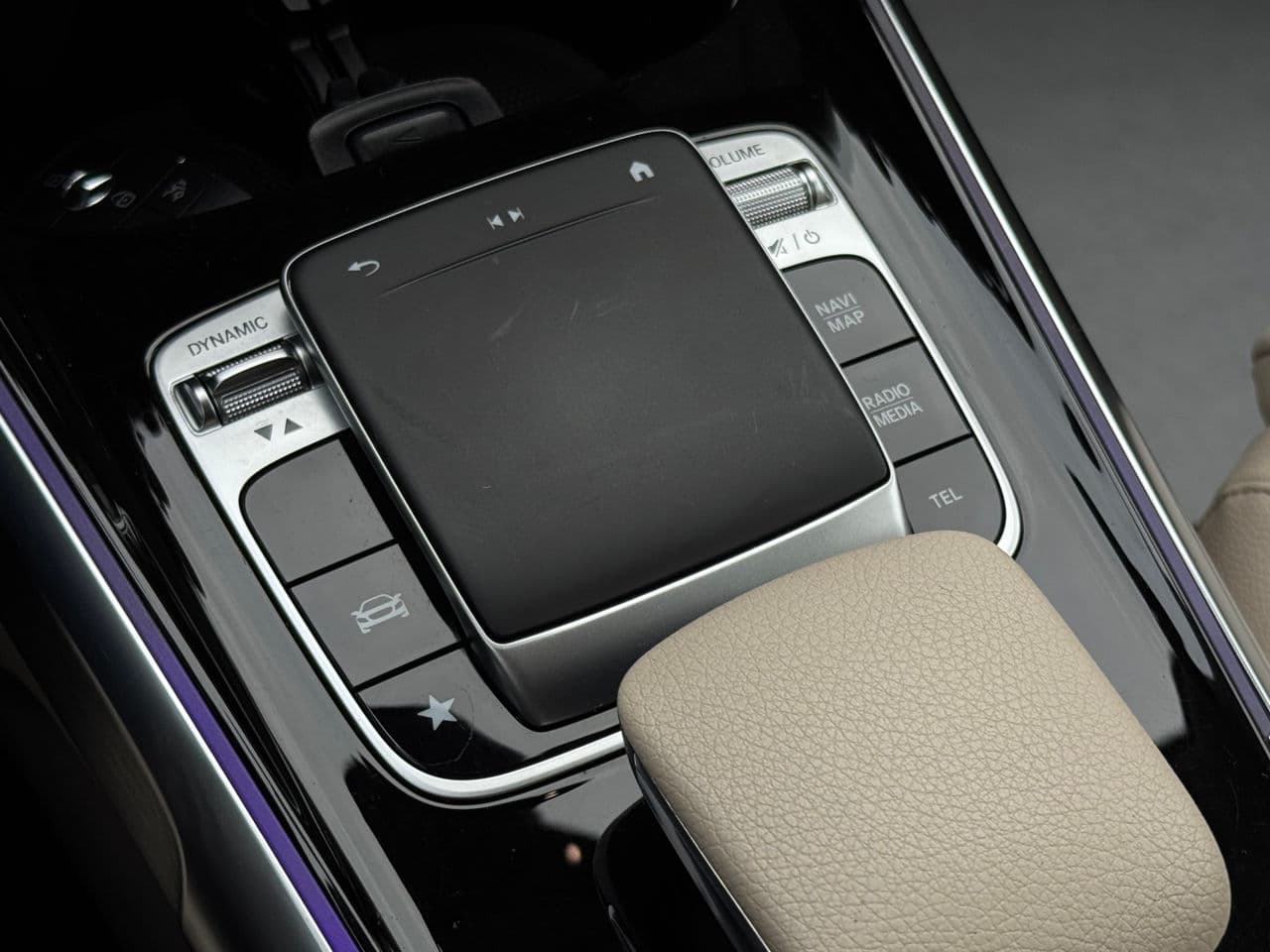 2020 Mercedes GLB 250 — Miniatură 13