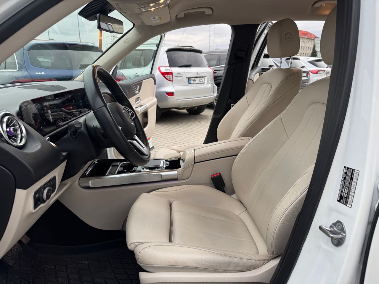 2020 Mercedes GLB 250 — Miniatură 5