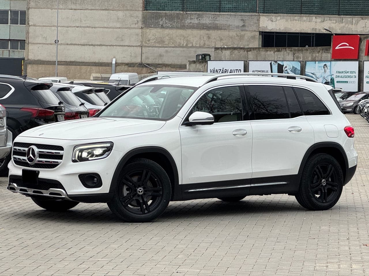 2020 Mercedes GLB 250 — Miniatură 2