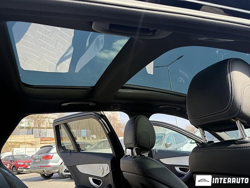 2015 Mercedes C 350e — Miniatură 16