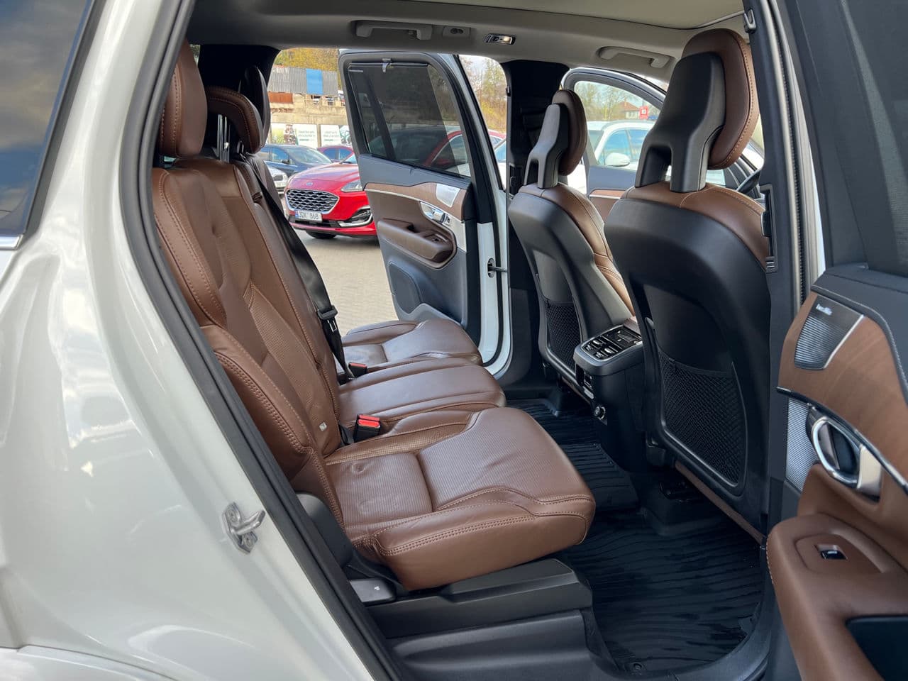 2017 Volvo XC 90 — Miniatură 18