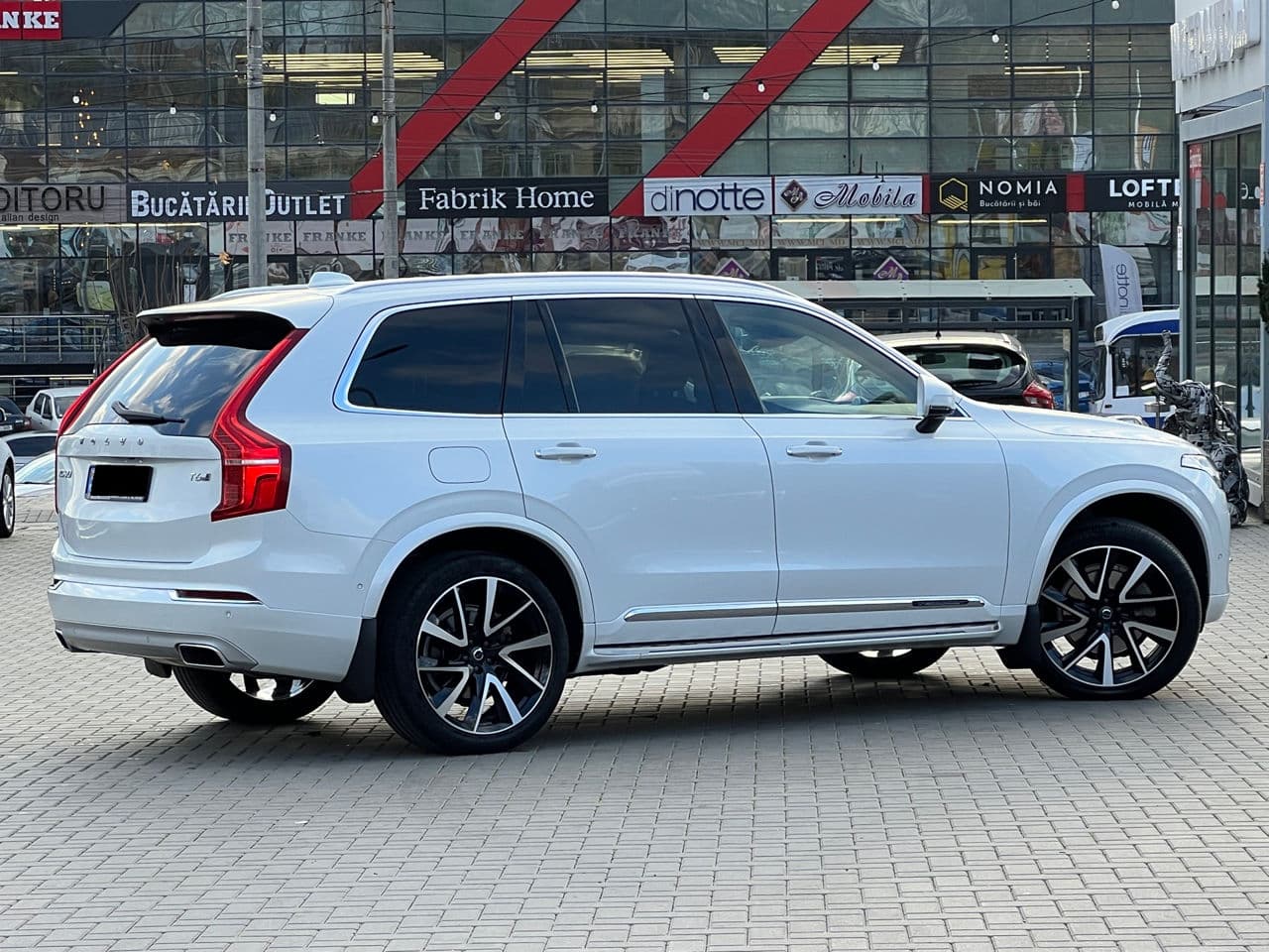 2017 Volvo XC 90 — Miniatură 3