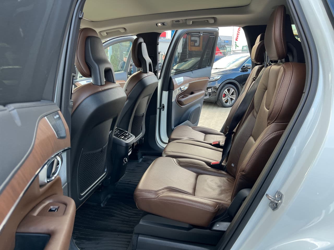 2017 Volvo XC 90 — Miniatură 16