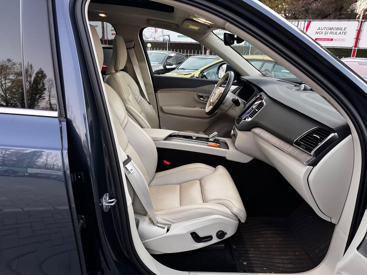 2022 Volvo XC 90 — Miniatură 6