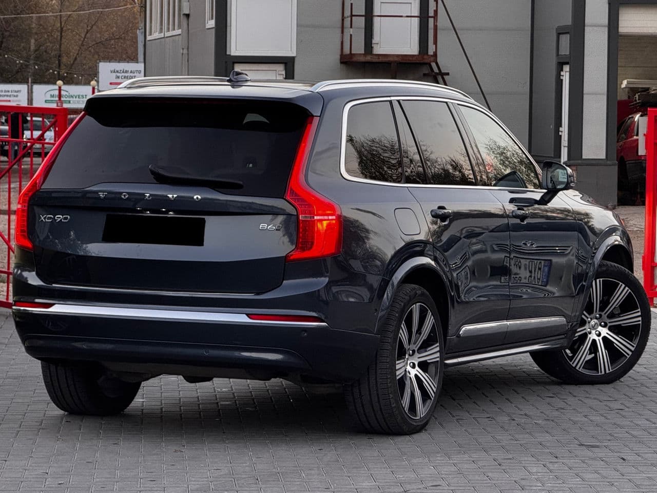 2022 Volvo XC 90 — Miniatură 2