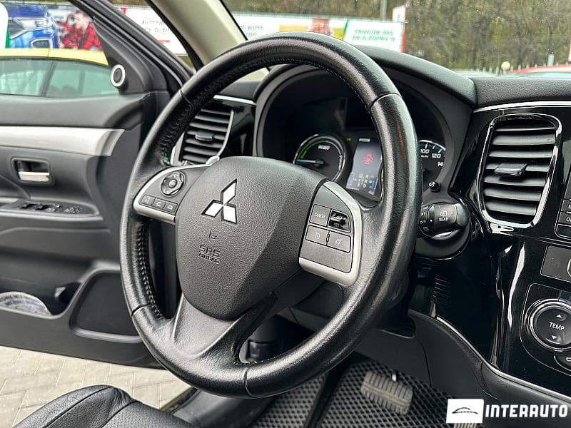 2014 Mitsubishi Outlander — Miniatură 8