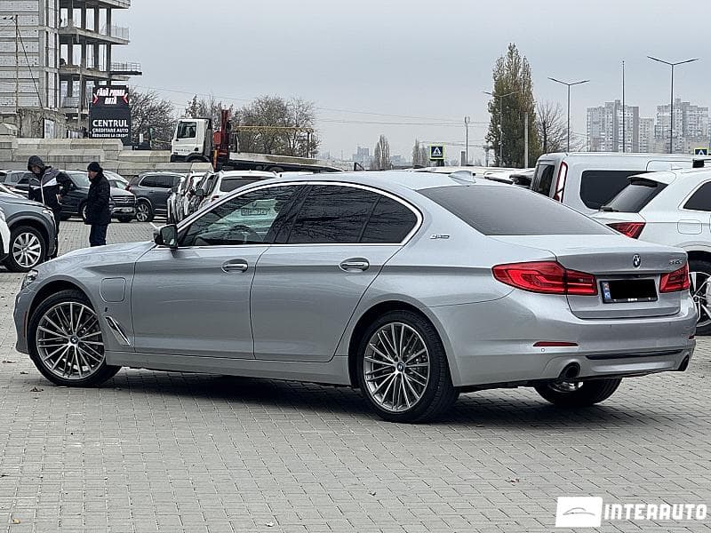 2018 BMW 530e — Miniatură 4