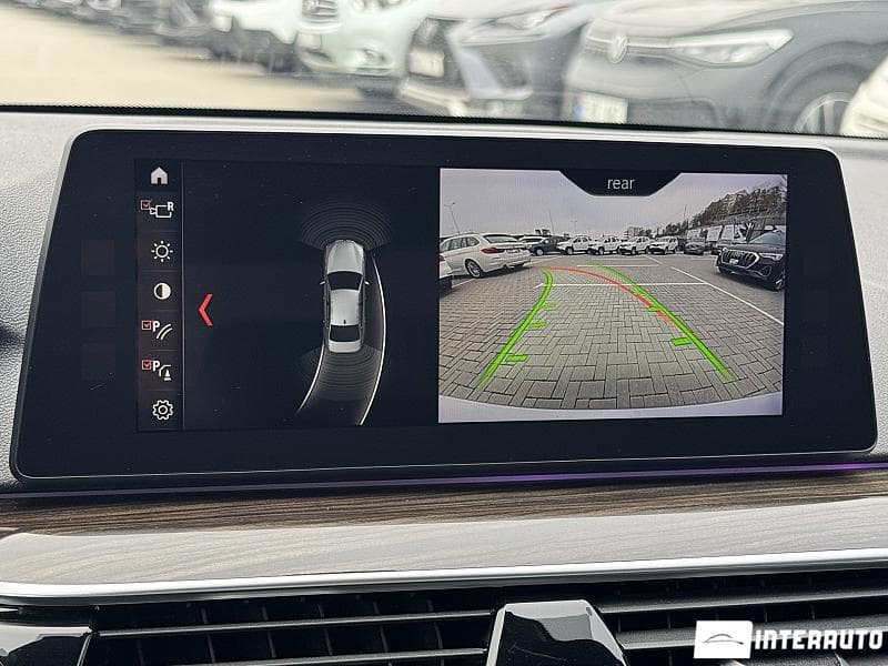 2018 BMW 530e — Miniatură 11