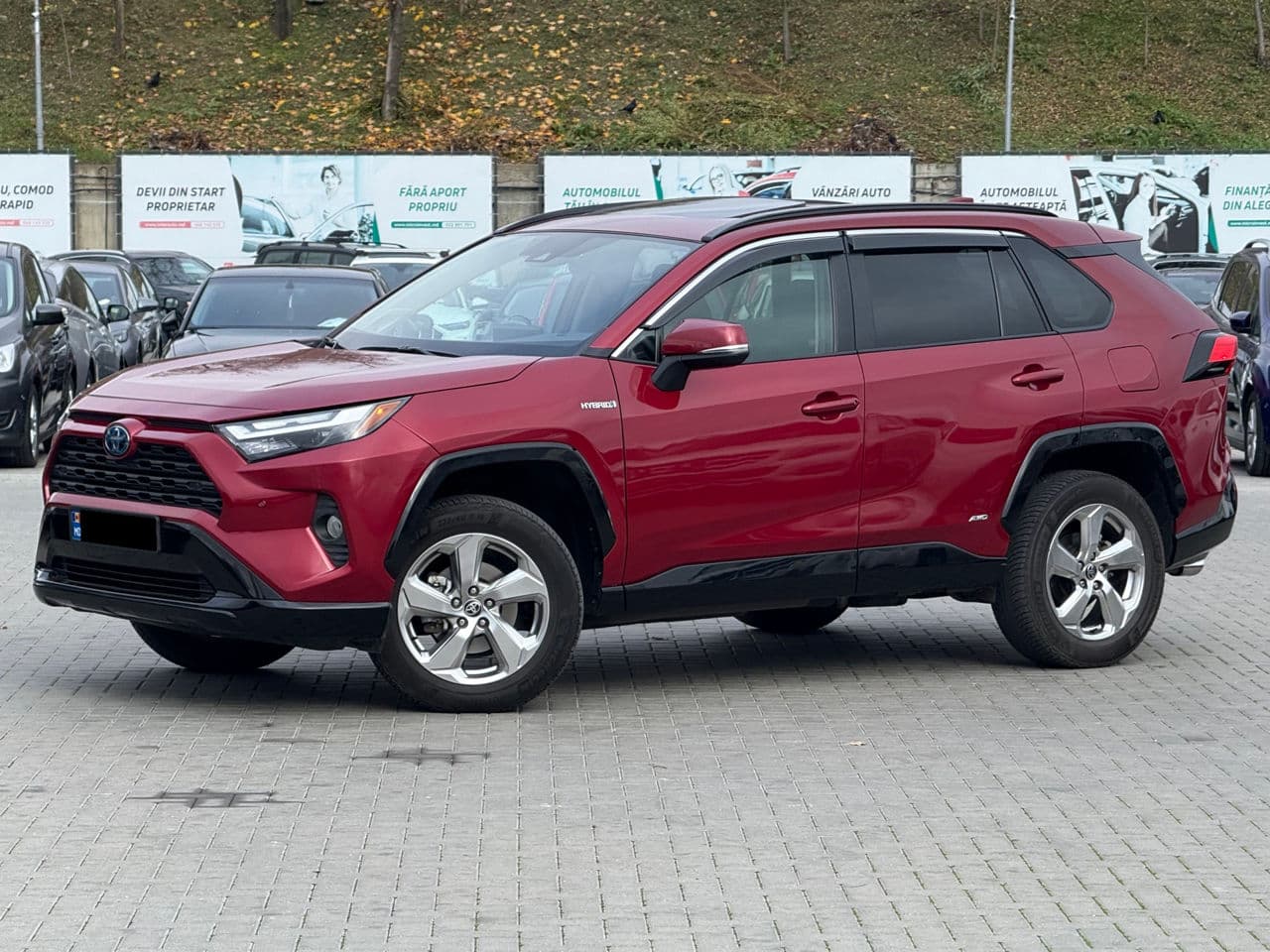 2021 Toyota Rav-4 — Miniatură 2