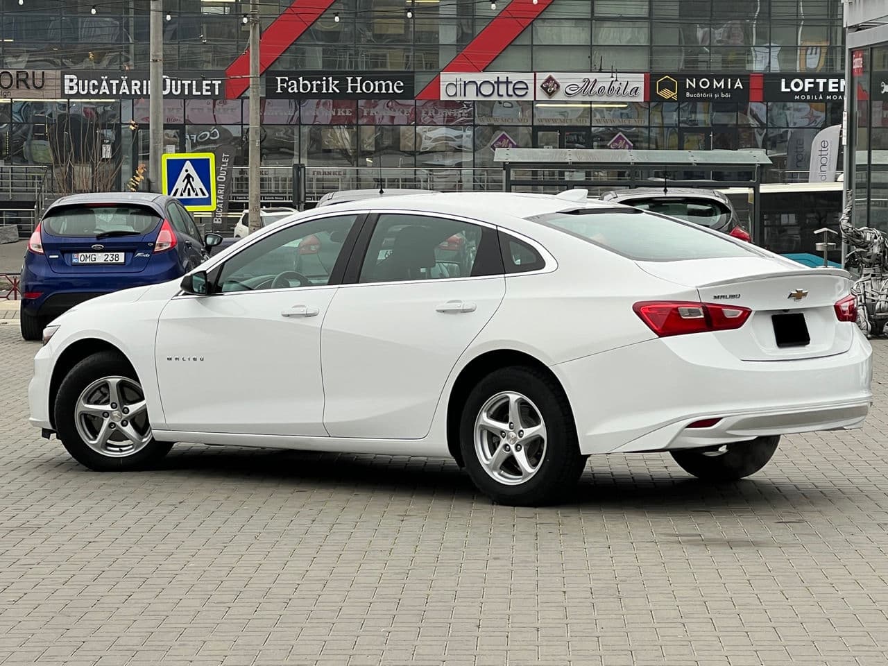 2016 Chevrolet Malibu — Miniatură 4