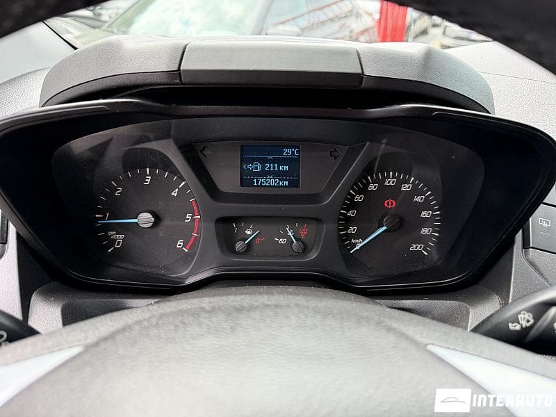 2017 Ford Transit — Miniatură 6