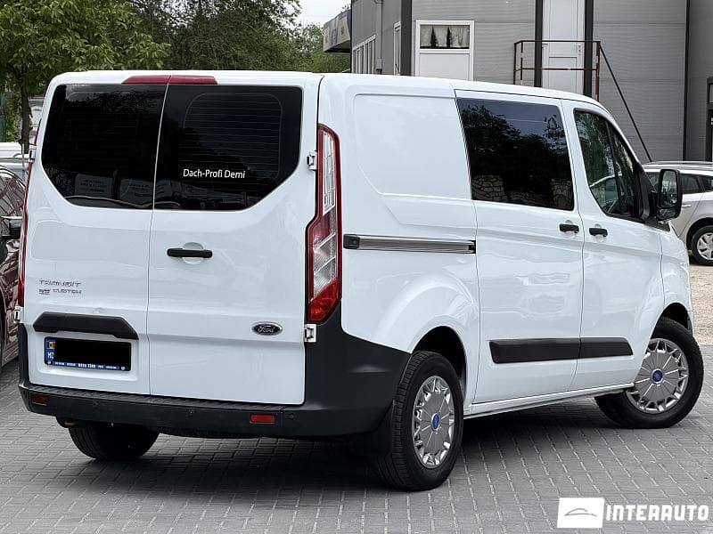 2017 Ford Transit — Miniatură 2