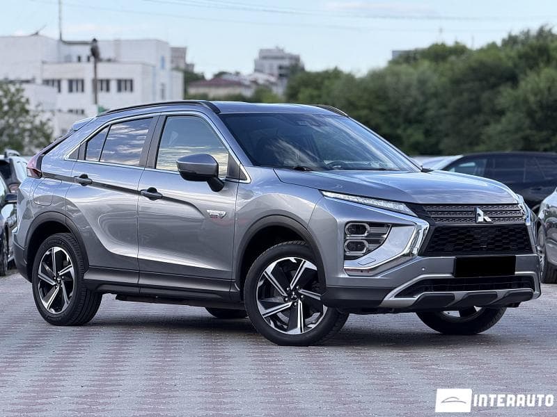 2022 Mitsubishi Eclipse Cross — Miniatură 4