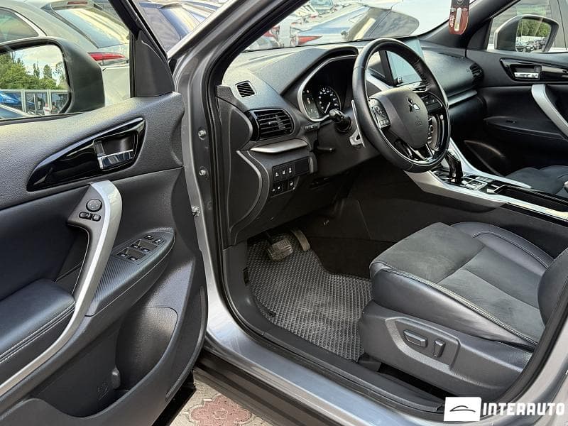 2022 Mitsubishi Eclipse Cross — Miniatură 6