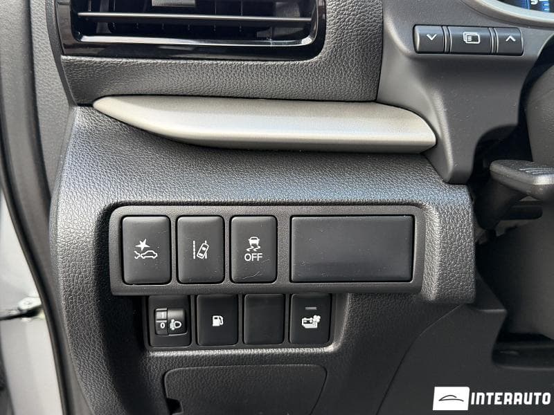 2022 Mitsubishi Eclipse Cross — Miniatură 10