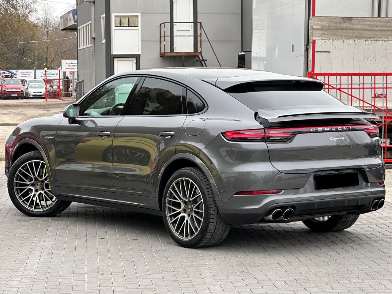 2021 Porsche Cayenne E-Hybrid Coupe — Miniatură 4