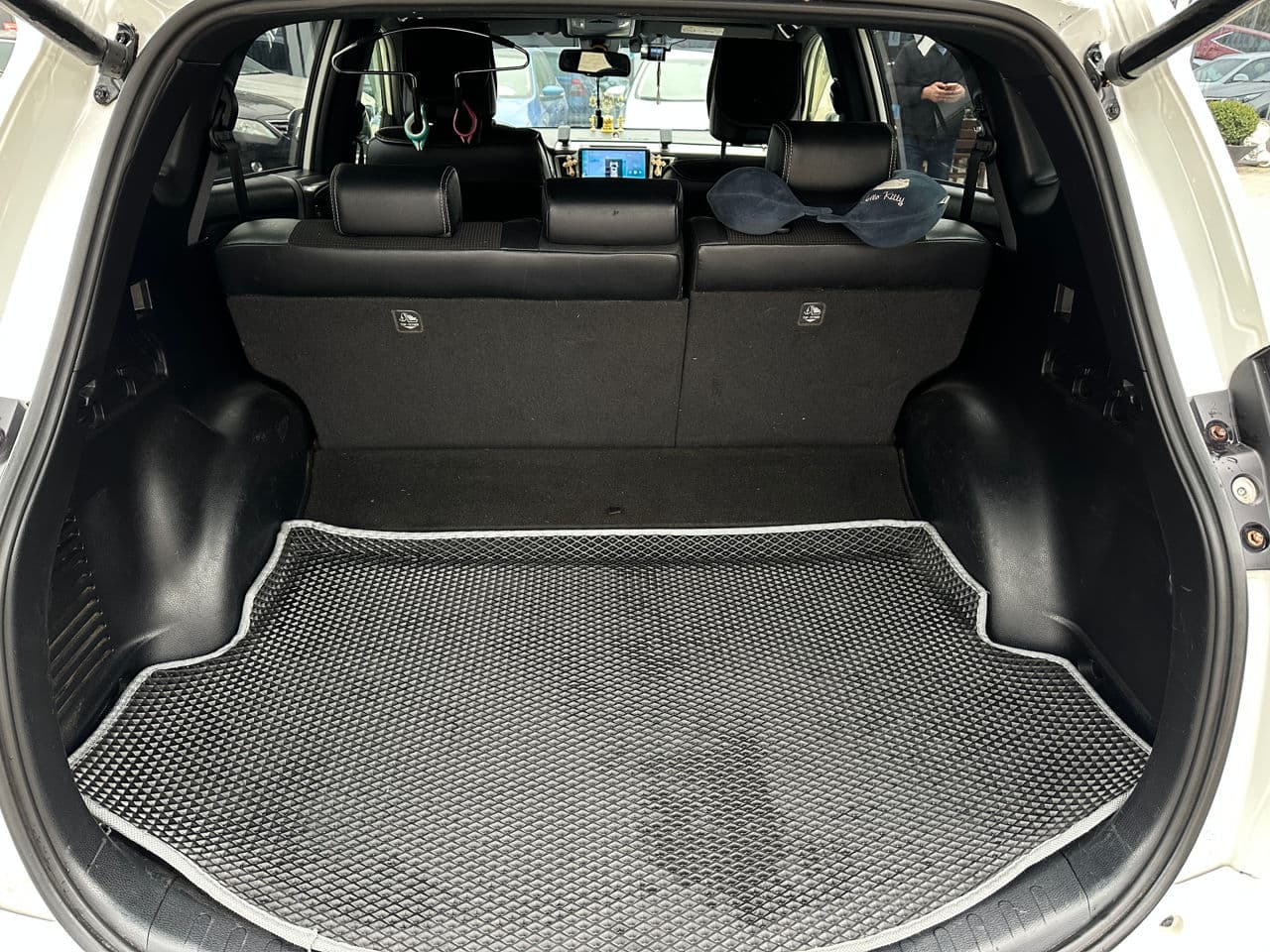 2016 Toyota Rav-4 — Miniatură 17