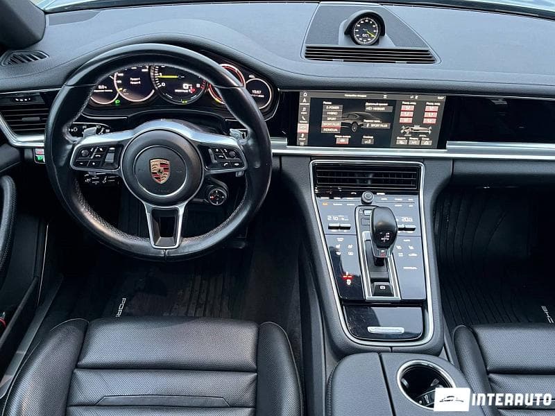 2017 Porsche Panamera 4 — Miniatură 8