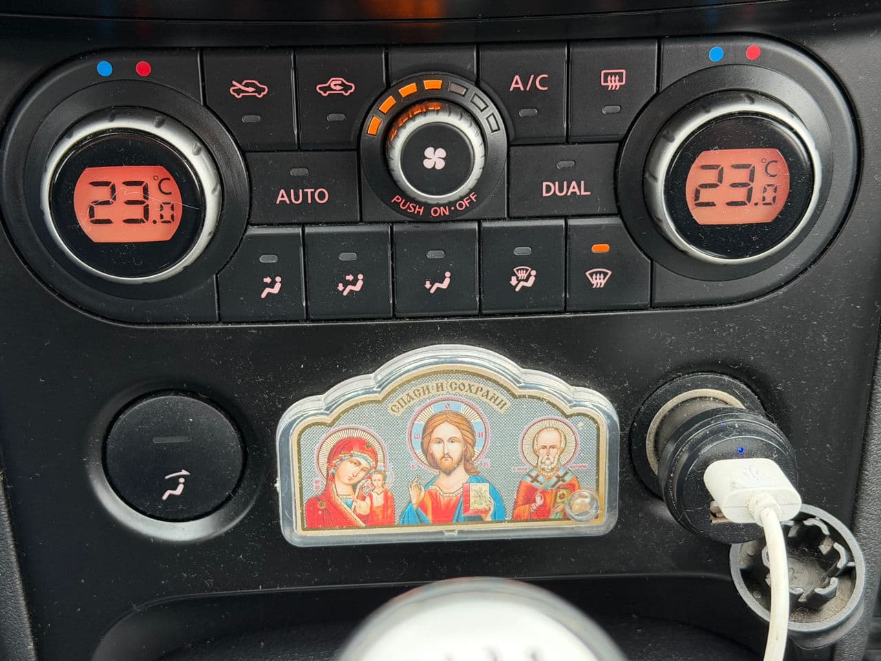 Nissan Qashqai 2009 — Миниатюра 13