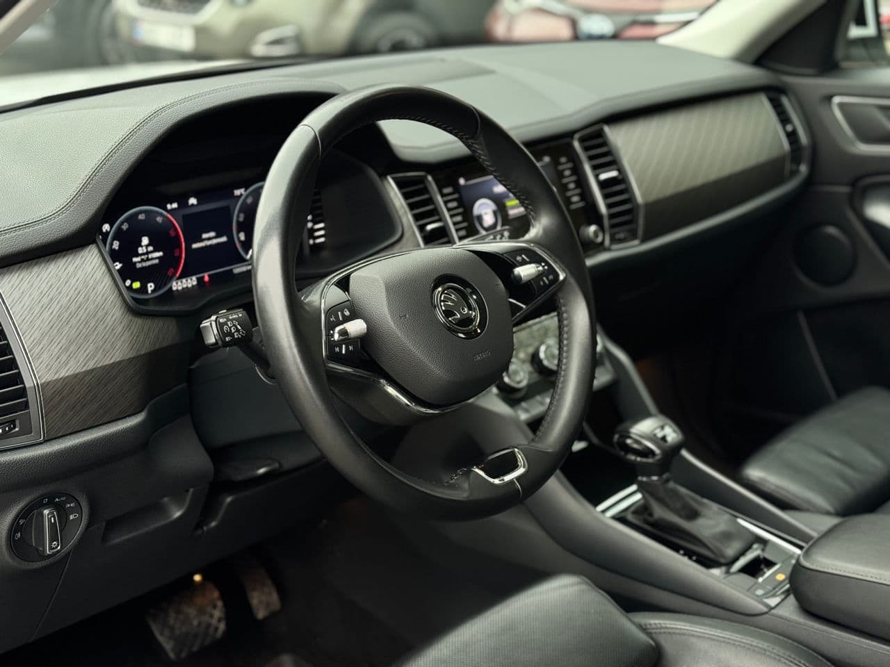 Skoda Kodiaq 2023 — Миниатюра 12